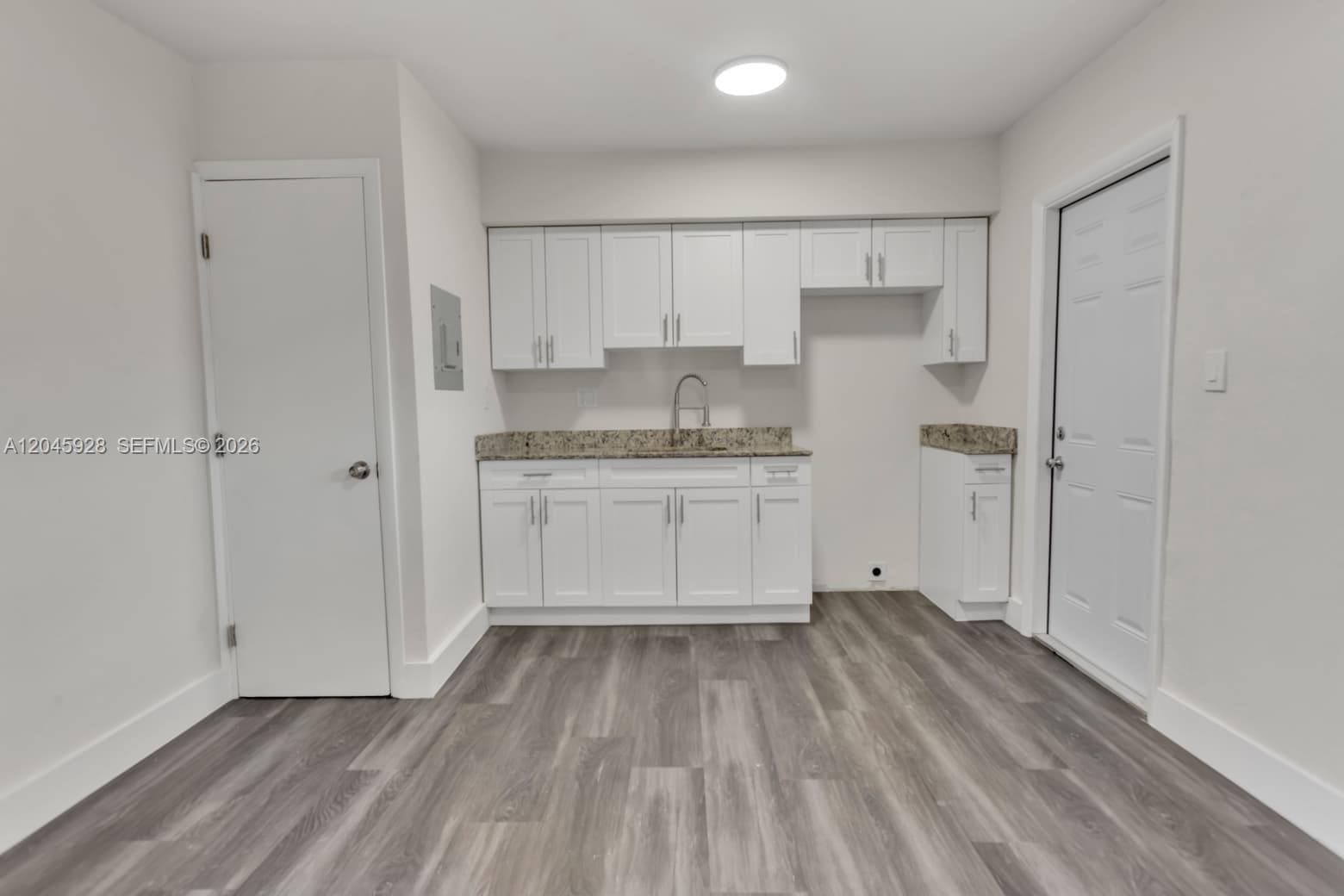 1430 NW 2nd Ave # 3, Florida City, FL 33034 photo 3