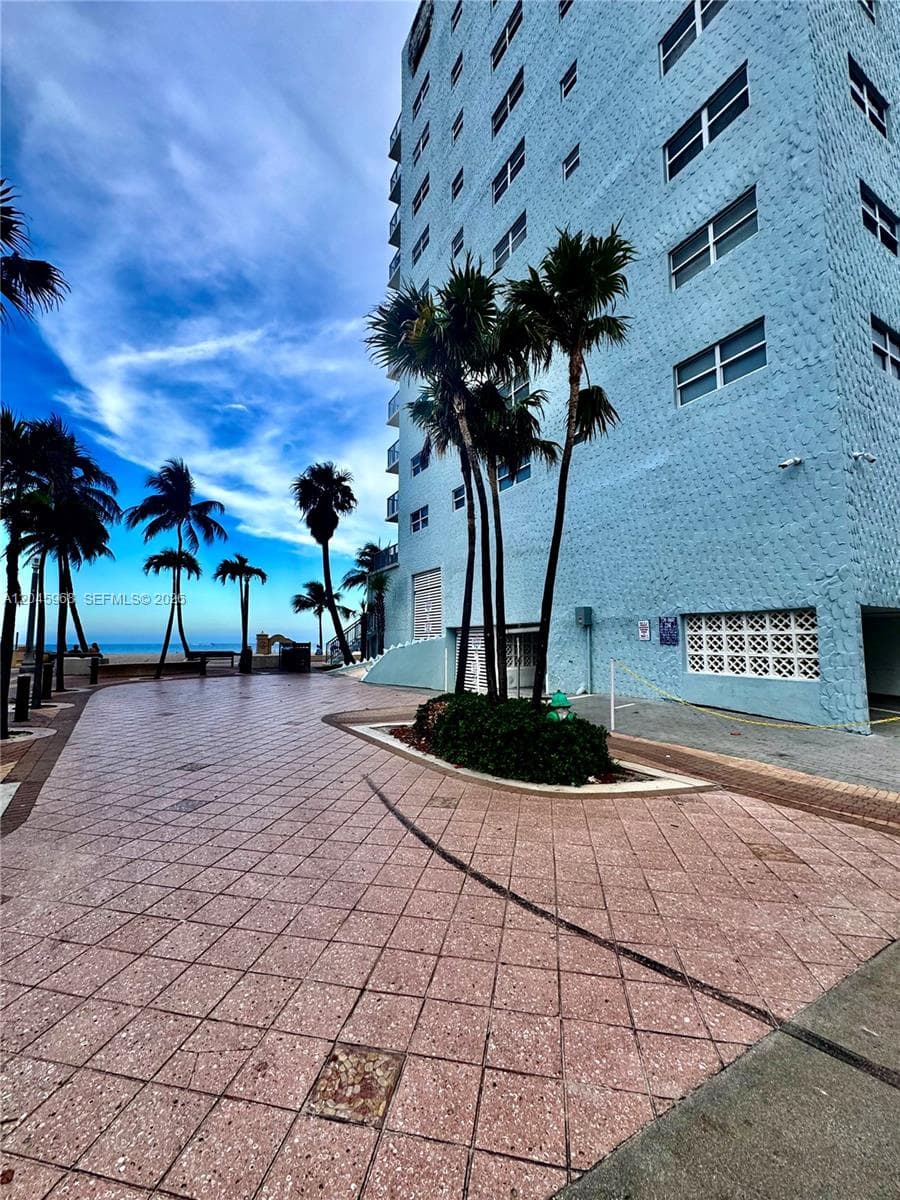 400 N Surf Rd # RGB, Hollywood, FL 33019 photo 3