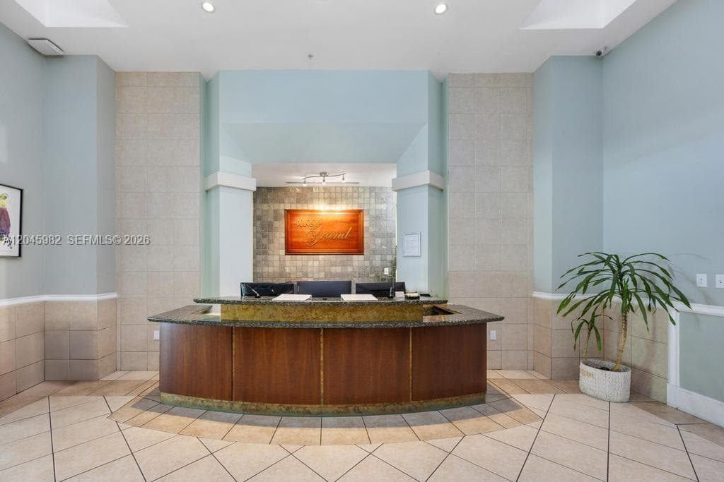 50 Menores Ave # 805, Coral Gables, FL 33134 photo 4