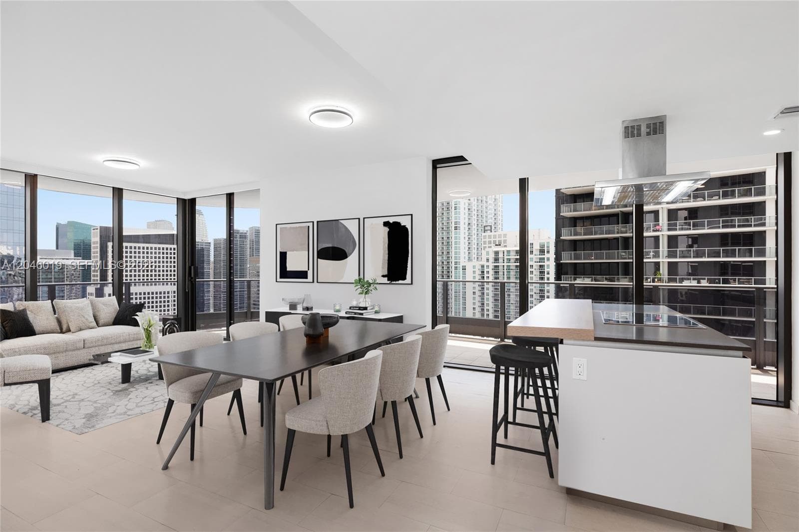 1000 Brickell Plz # 4015, Miami, FL 33131