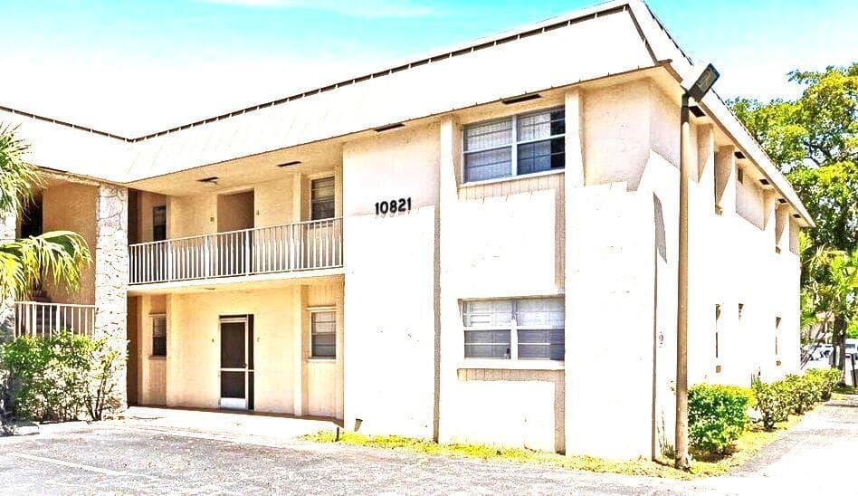 10821 N Military Trail # Apt 19, Palm Beach Gardens, FL 33410