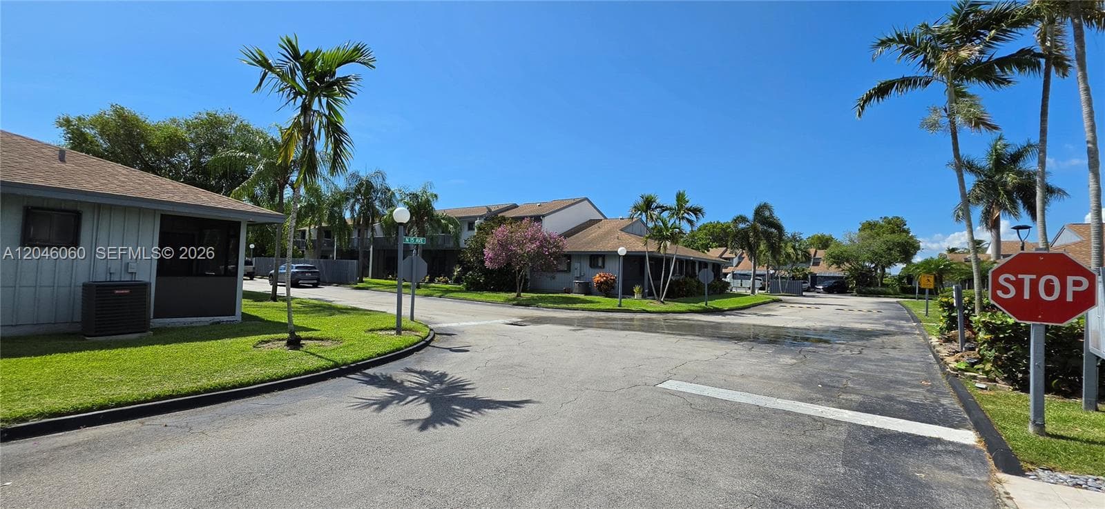 1652 N 14th Ter # 1652, Hollywood, FL 33020 photo 4