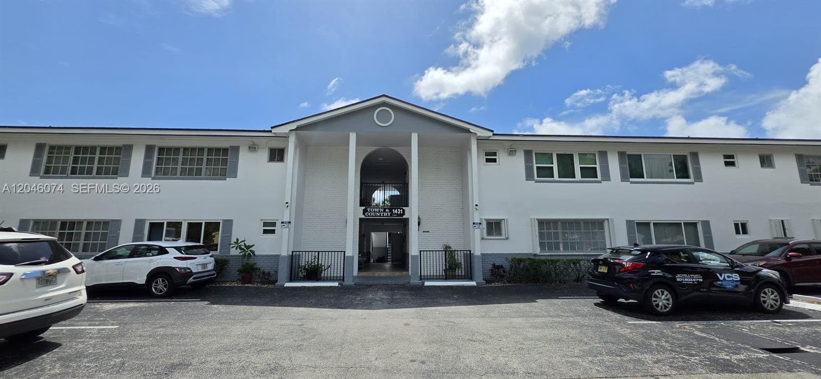 1431 S 14th Ave # 217, Hollywood, FL 33020 photo 2