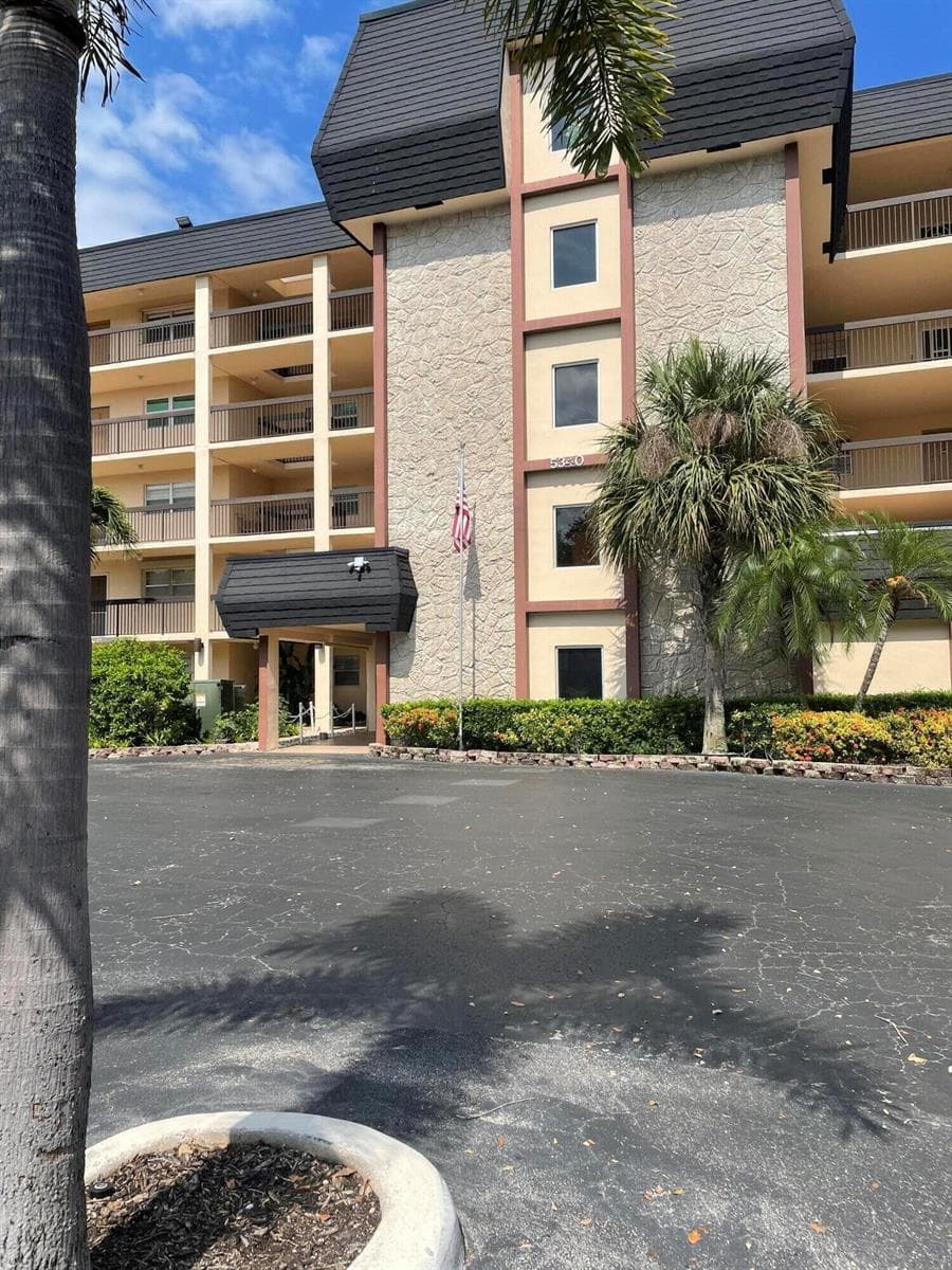 5340 NW 2nd Avenue W # 229, Boca Raton, FL 33487 photo 2