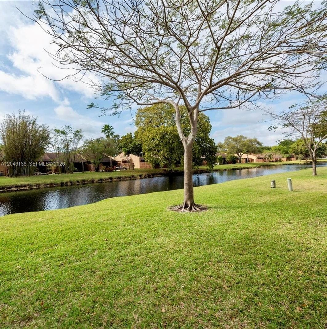 7924 NW 10th St, Plantation, FL 33322 photo 3