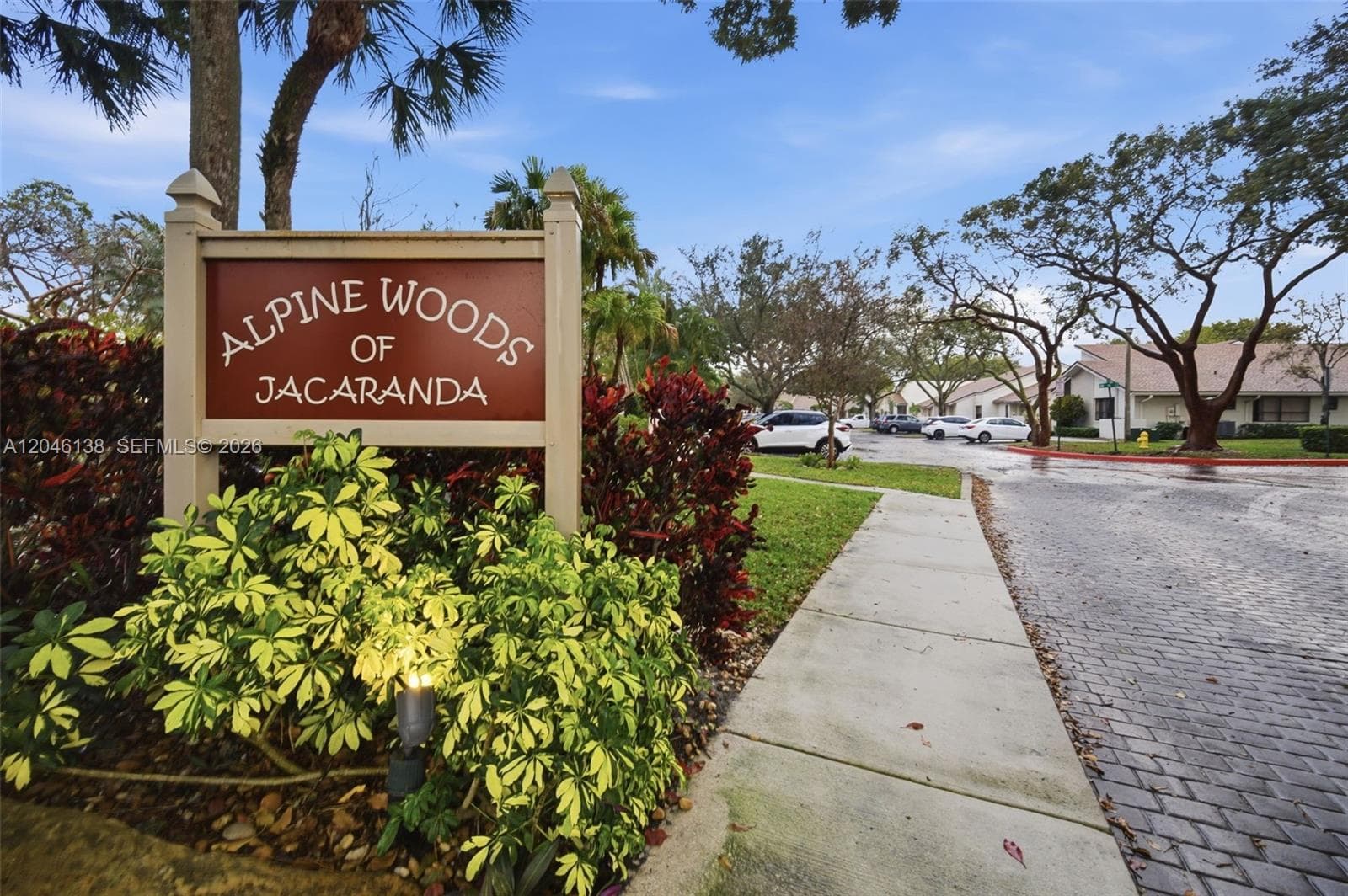 7924 NW 10th St, Plantation, FL 33322 photo 5
