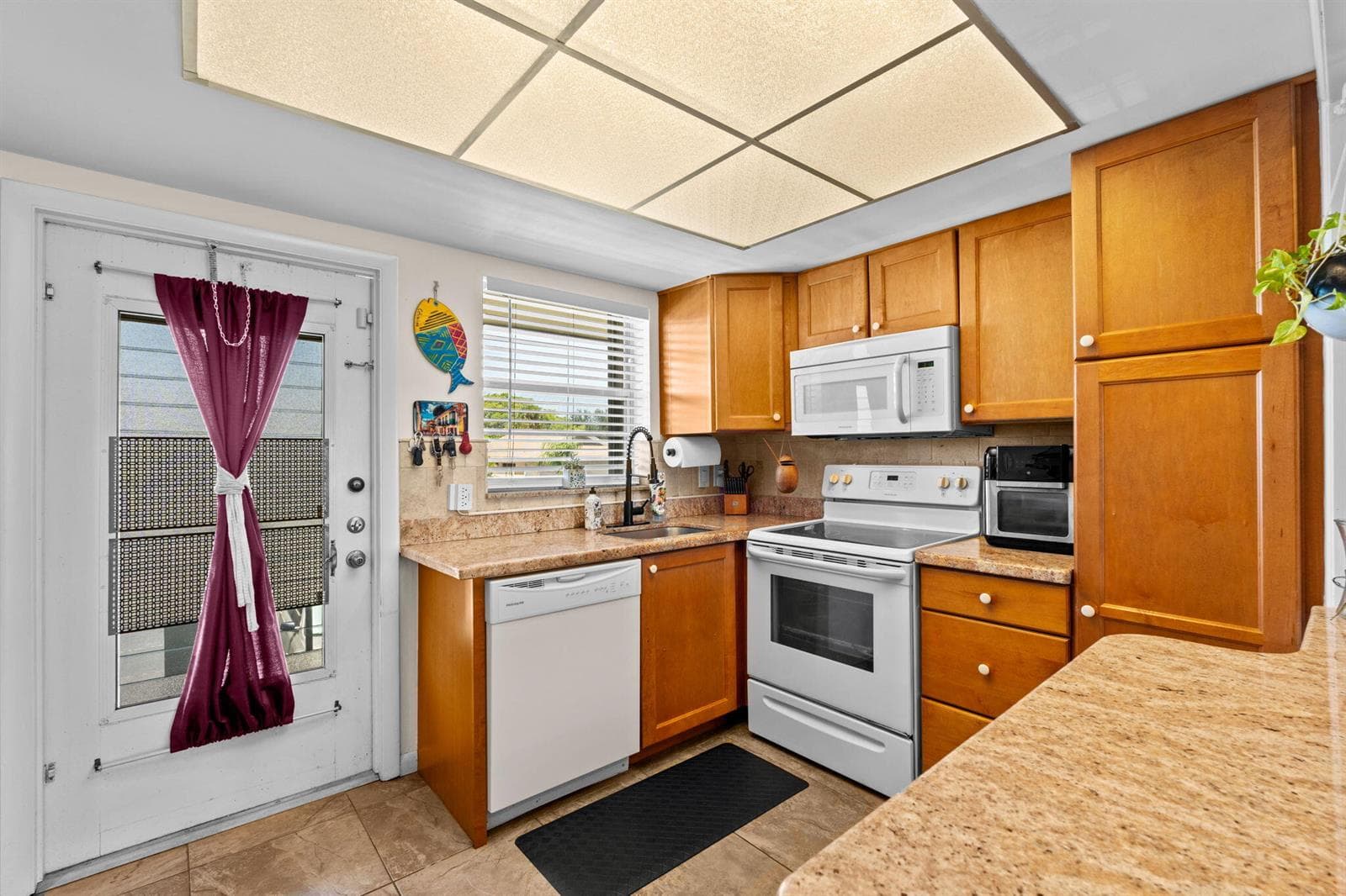 312 NE 17th Avenue # 203, Boynton Beach, FL 33435