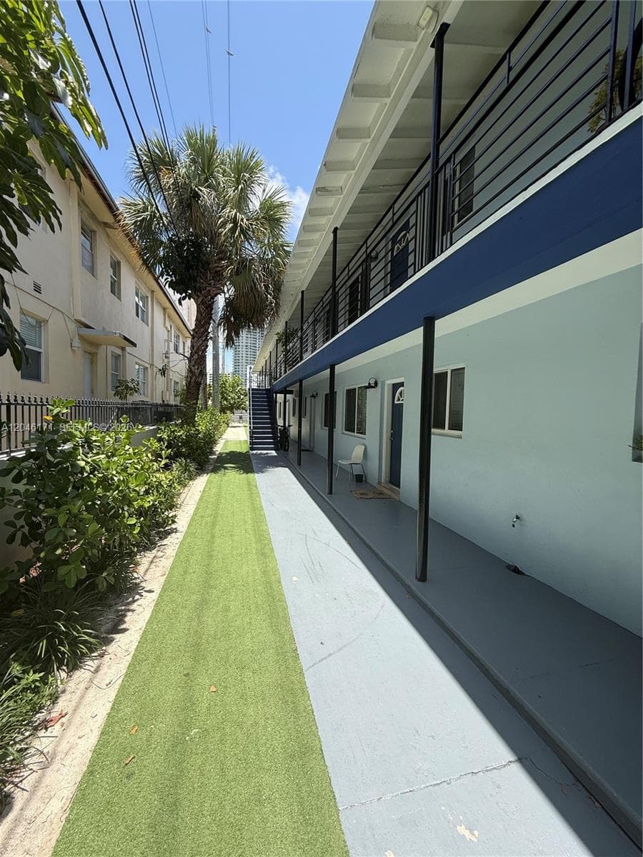 1450 Lenox Ave # 5, Miami Beach, FL 33139 photo 4