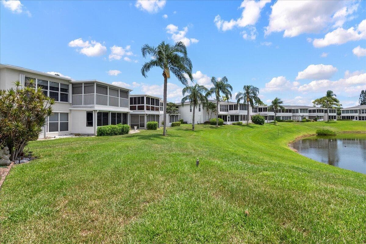 1395 SW 27th Avenue # 103, Delray Beach, FL 33445 photo 5