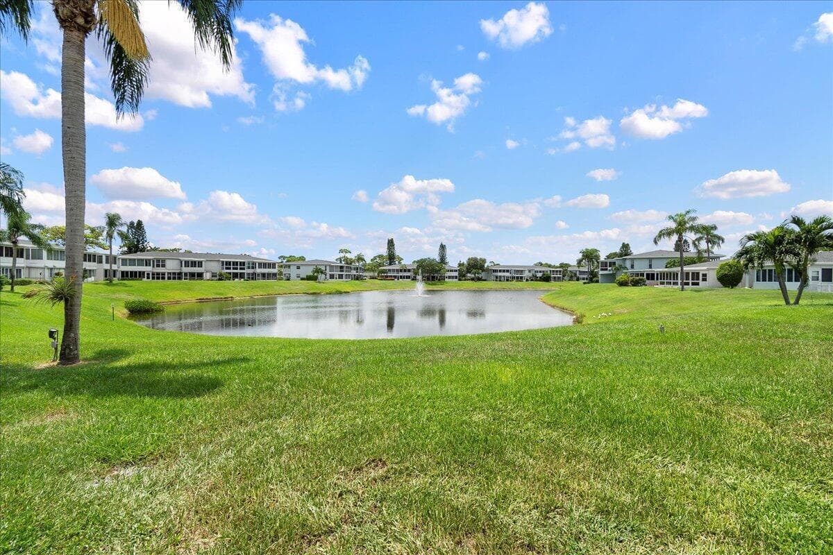 1395 SW 27th Avenue # 103, Delray Beach, FL 33445 photo 4