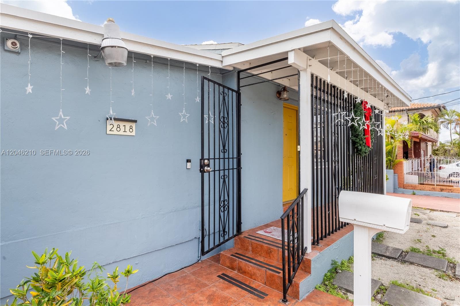 2818 SW 2nd St, Miami, FL 33135 photo 4