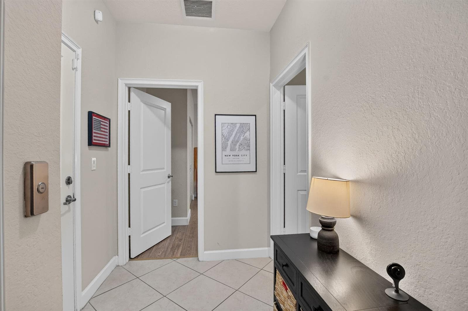27 NW Hawthorne Place, Boca Raton, FL 33432 photo 5