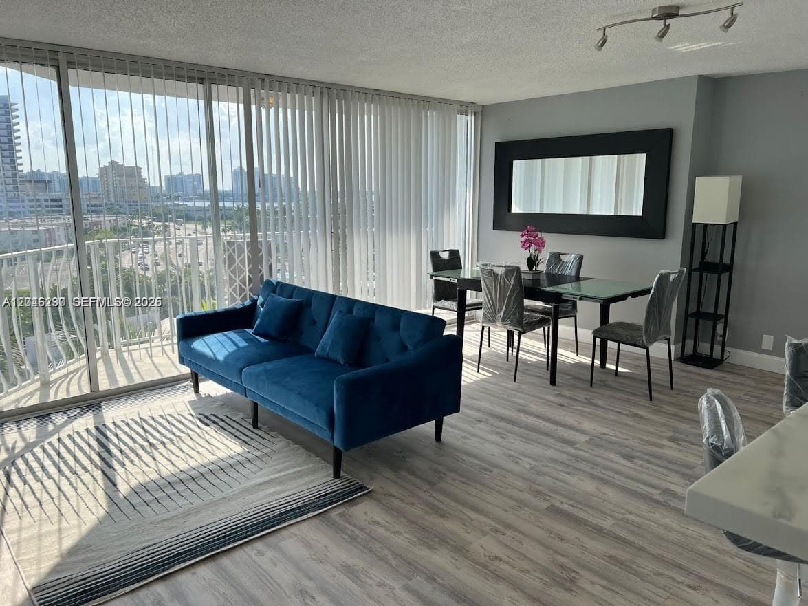 7601 E Treasure Dr # 811, North Bay Village, FL 33141 photo 3