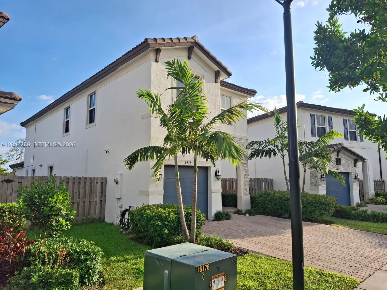 2439 NW 131st Cir, Miami, FL 33167 photo 3