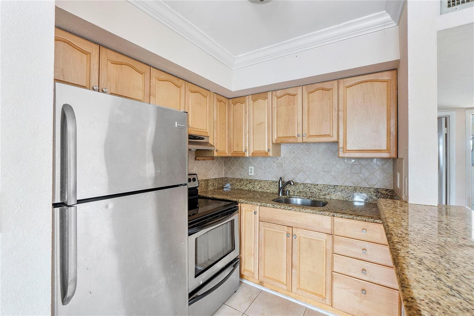 4050 NE 12th Terrace # 39-2, Oakland Park, FL 33334 photo 3