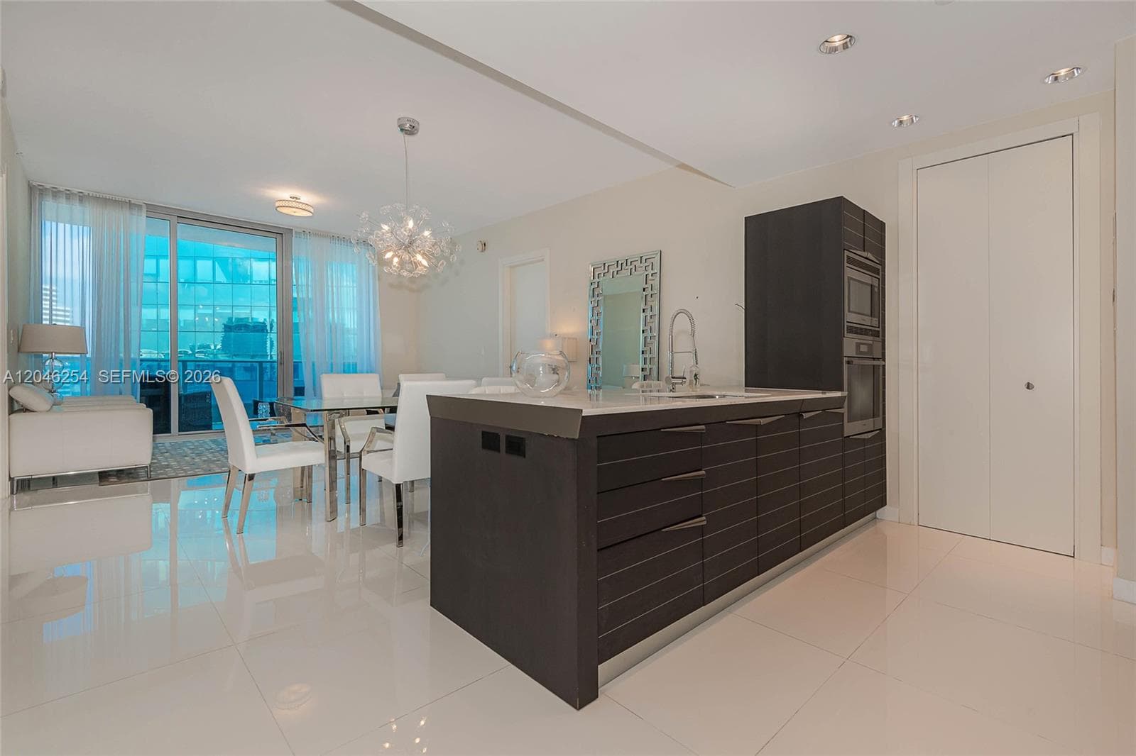 200 Biscayne Boulevard Way # 5109, Miami, FL 33131