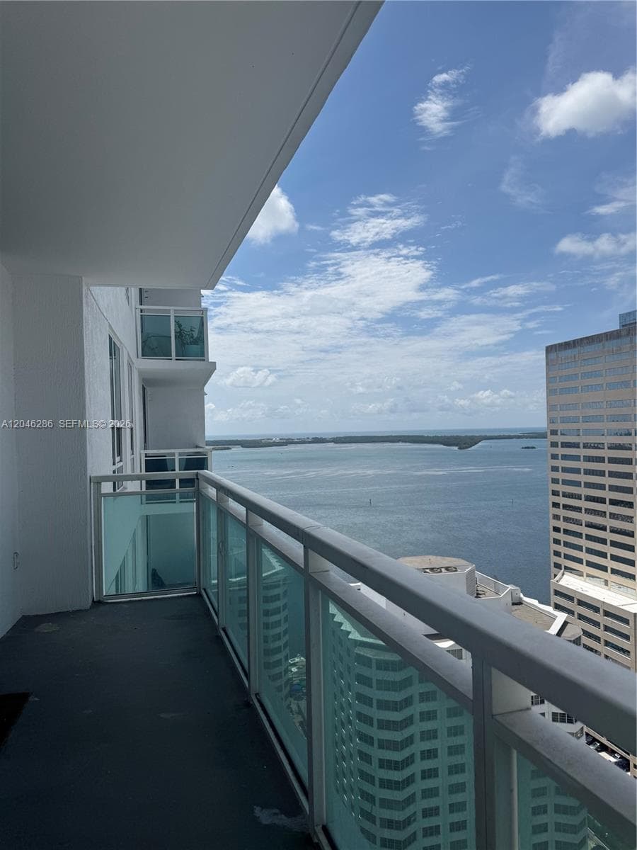 950 Brickell Bay Dr # 2907, Miami, FL 33131 photo 3