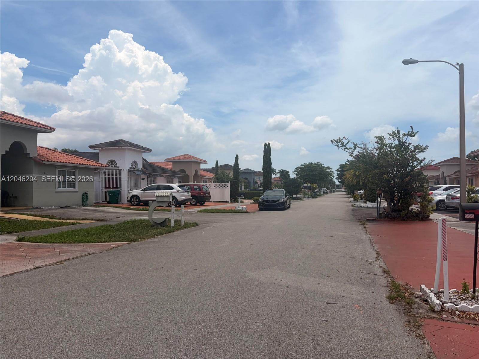 8814 NW 109th Ter, Hialeah Gardens, FL 33018 photo 4