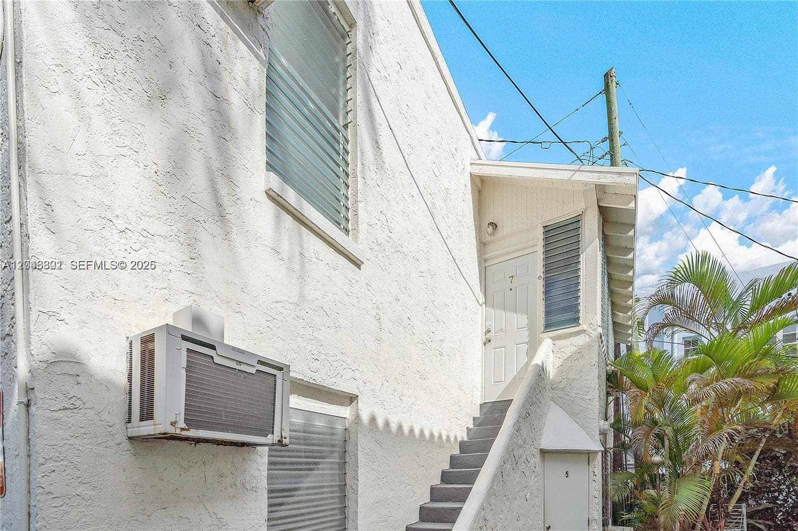 1507 Meridian Ave # 7, Miami Beach, FL 33139 photo 3