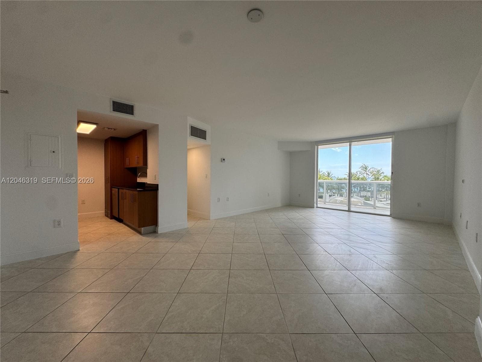 10275 Collins Ave # 318, Bal Harbour, FL 33154 photo 4