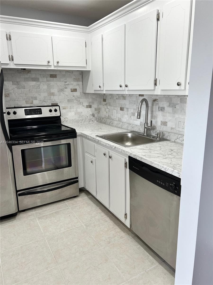 359 Preston I # I, Boca Raton, FL 33434 photo 4