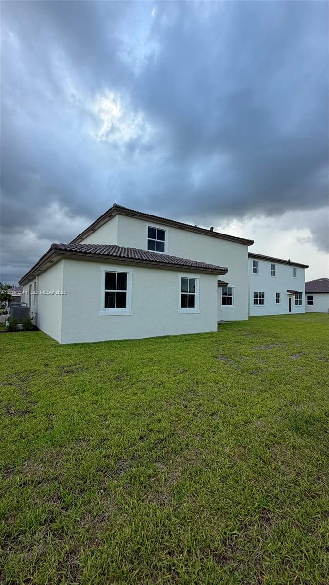 2475 SE 29th Dr, Homestead, FL 33035 photo 3