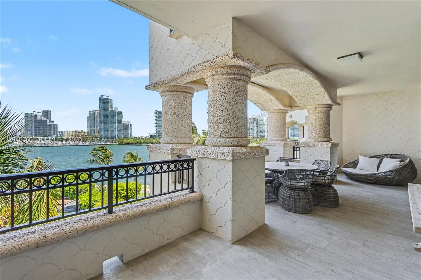7042 Fisher Island Dr # 7042, Miami Beach, FL 33109