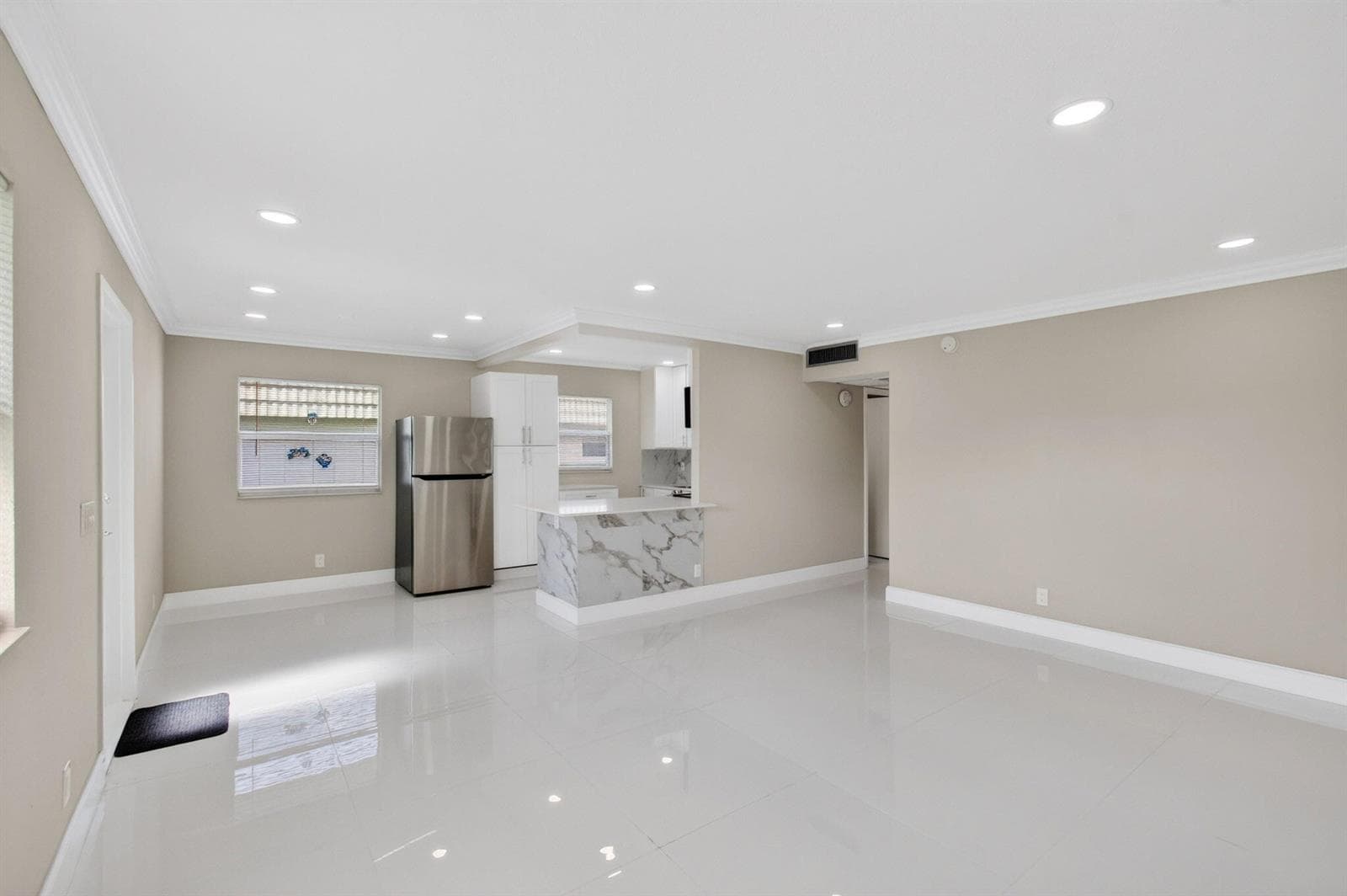 429 Flanders I, Delray Beach, FL 33484 photo 2