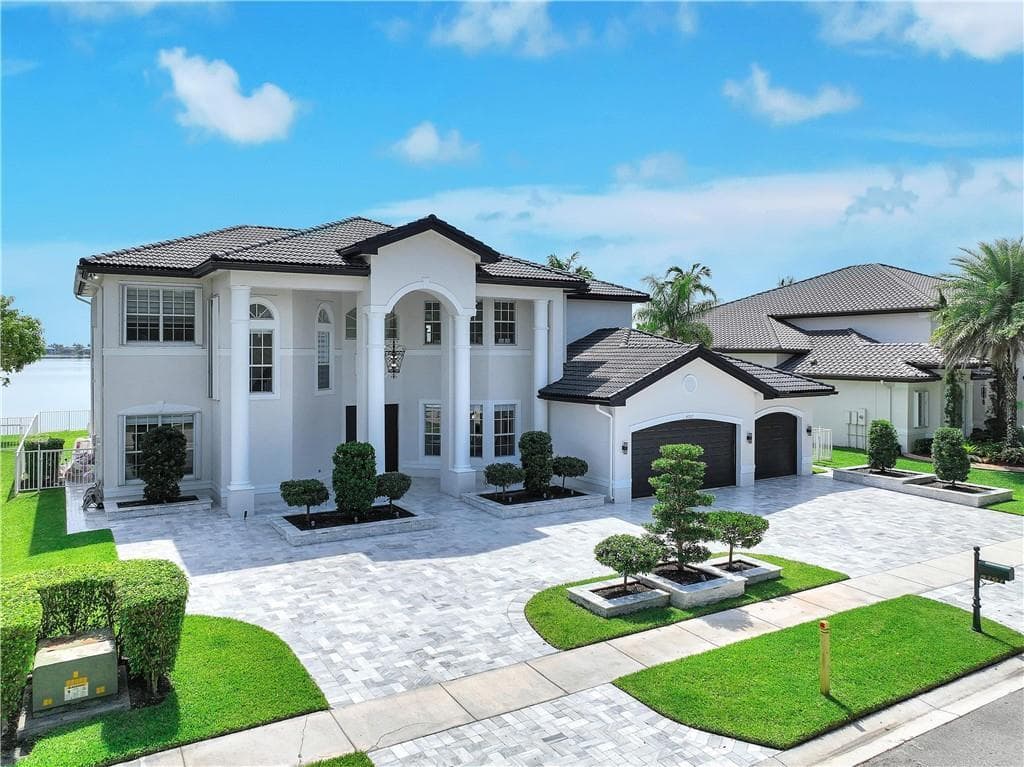 4707 SW 195th Terrace, Miramar, FL 33029 photo 2
