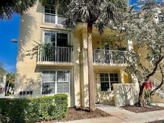 4736 Chancellor Drive # 13, Jupiter, FL 33458