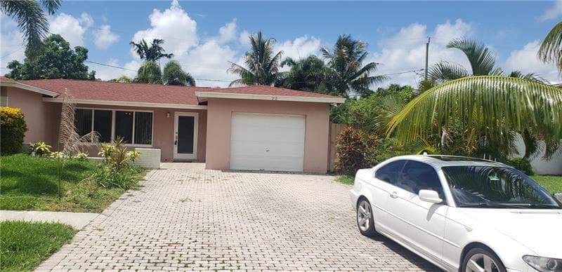 98 Seminole Lane, Boca Raton, FL 33487 photo 3