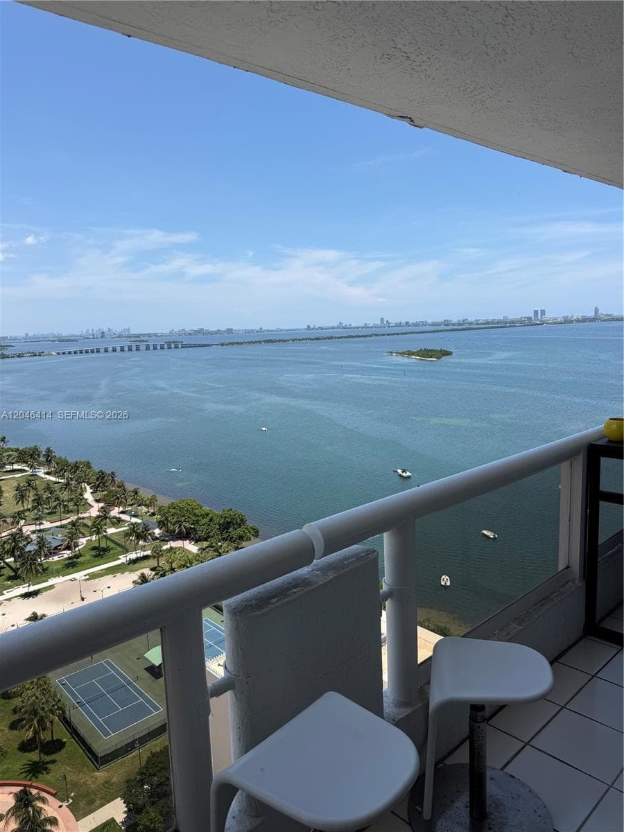 1717 N Bayshore Dr # A-2847, Miami, FL 33132 photo 4