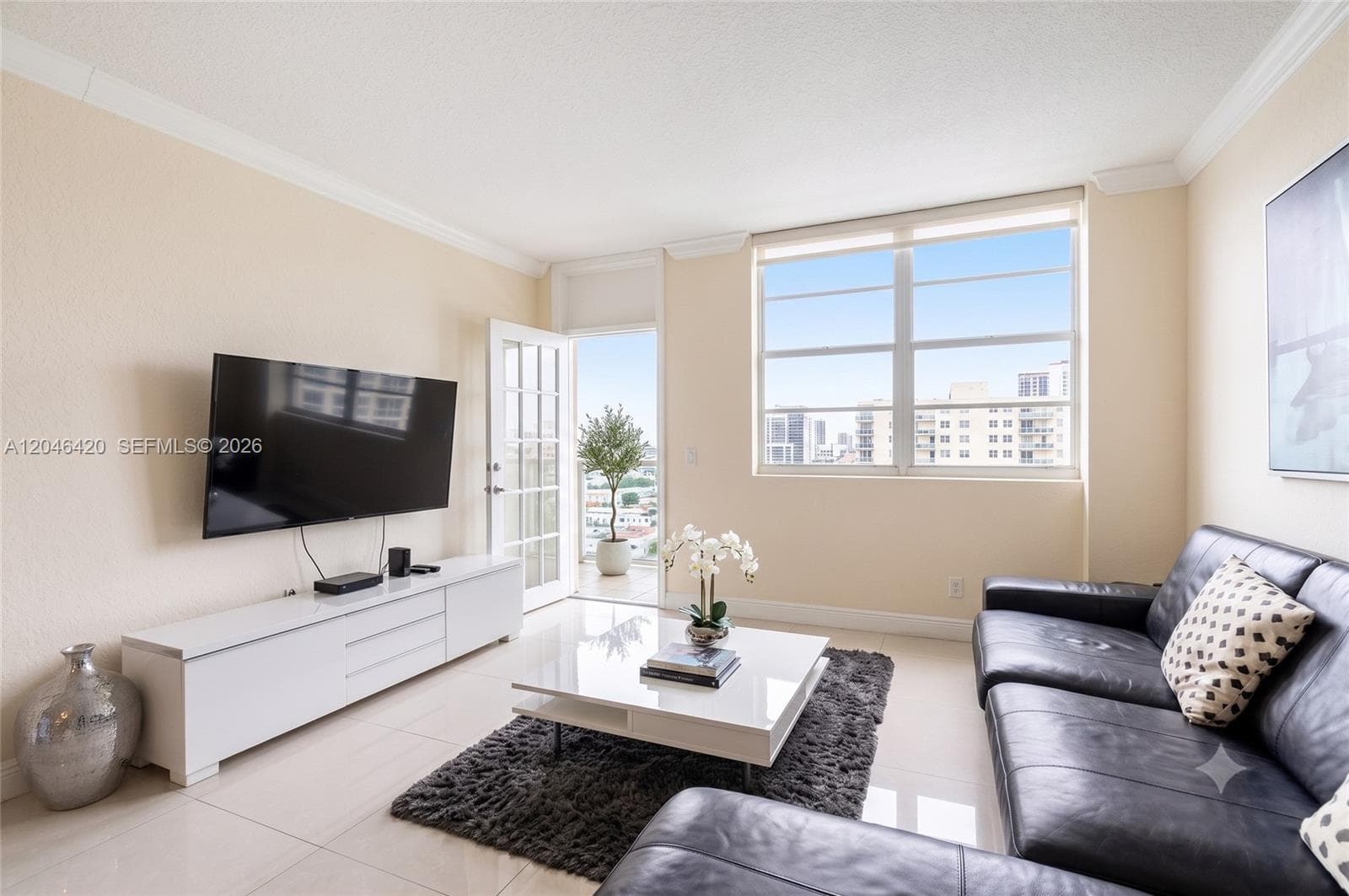 19370 Collins Ave # 716, Sunny Isles Beach, FL 33160 photo 2