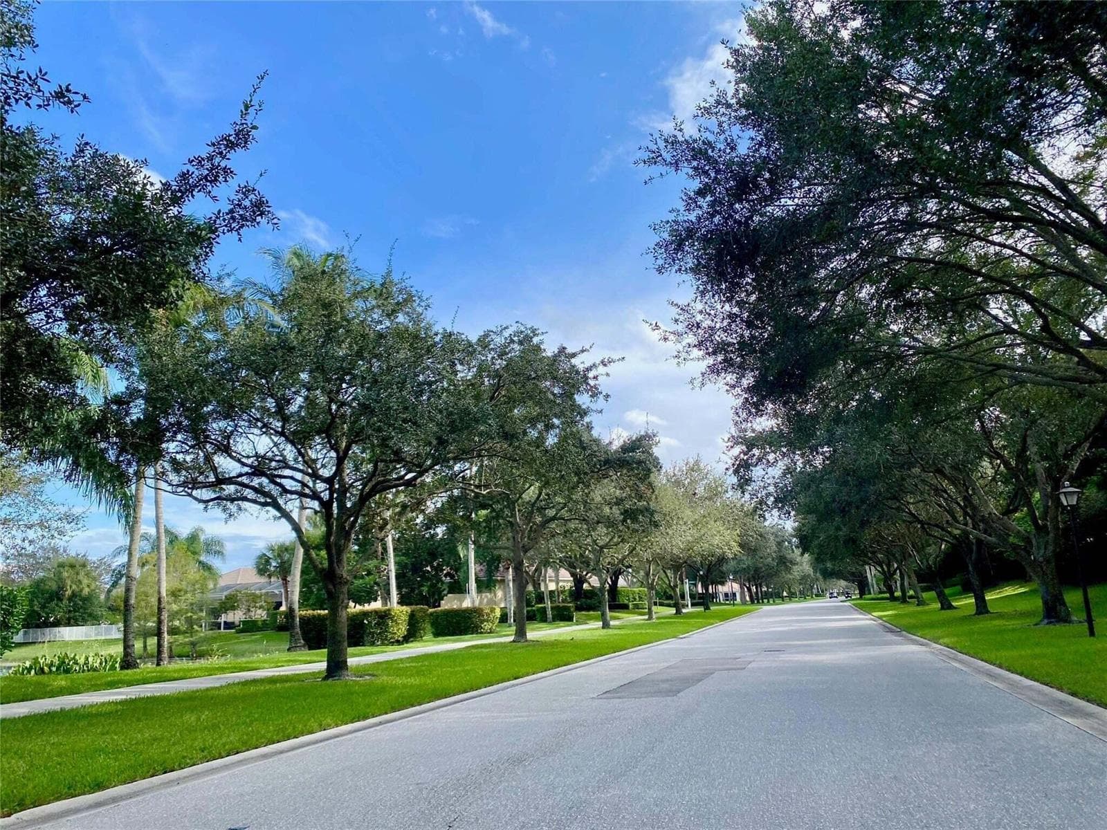 8270 Eleuthera Lane, Wellington, FL 33414 photo 2