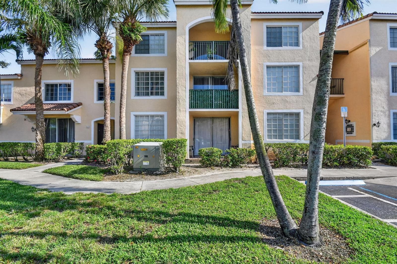 1733 Village Boulevard # 105, West Palm Beach, FL 33409 photo 2