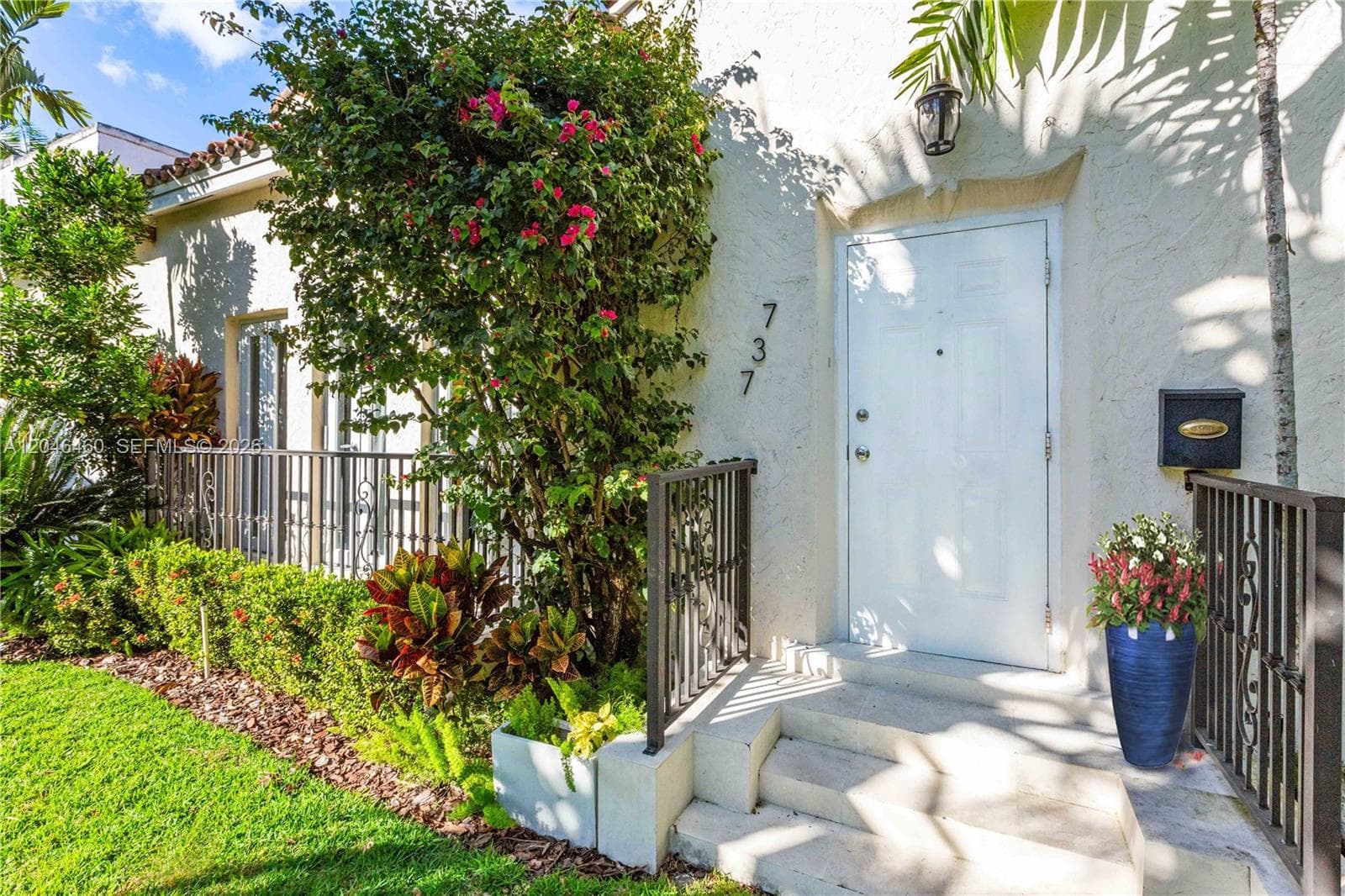737 Alhambra Cir, Coral Gables, FL 33134 photo 5