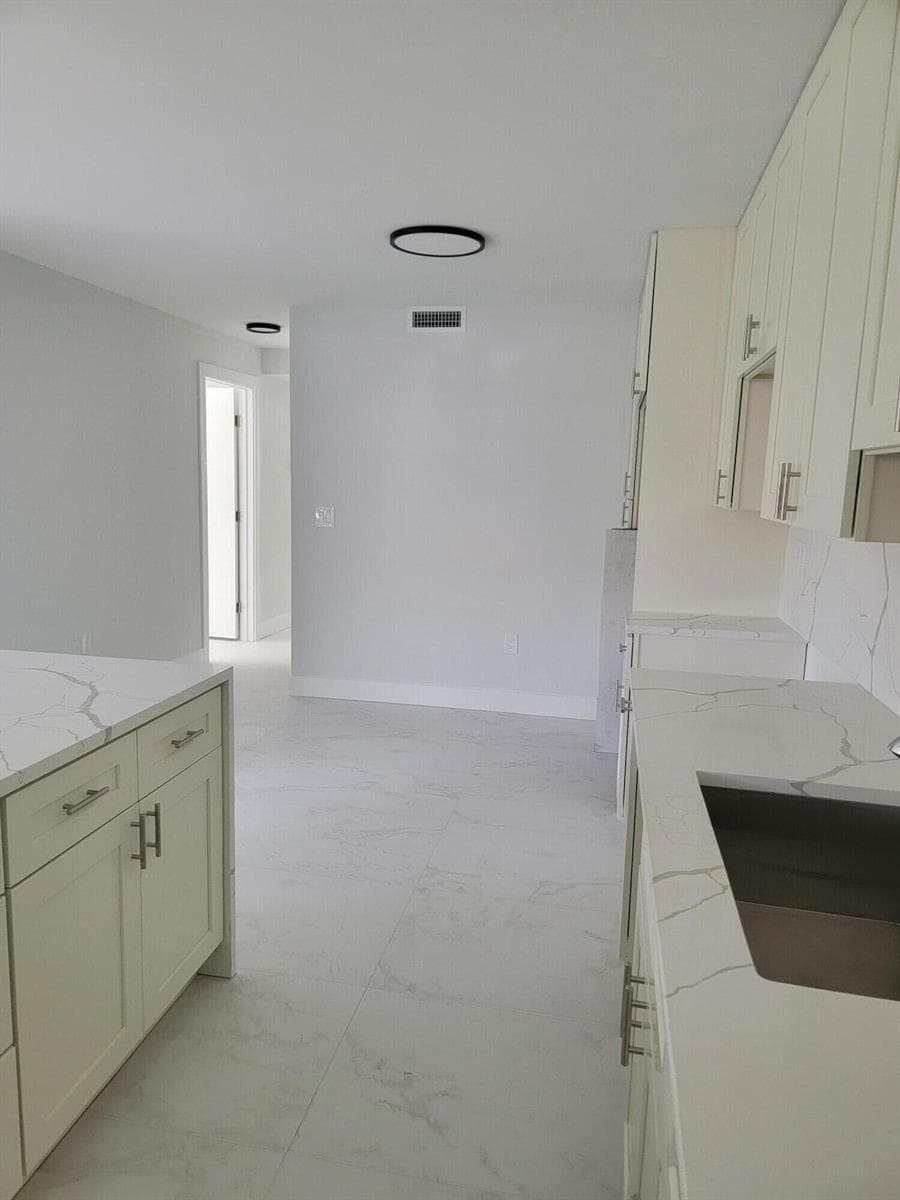 240 SW 7th Street # 9, Boca Raton, FL 33432 photo 3