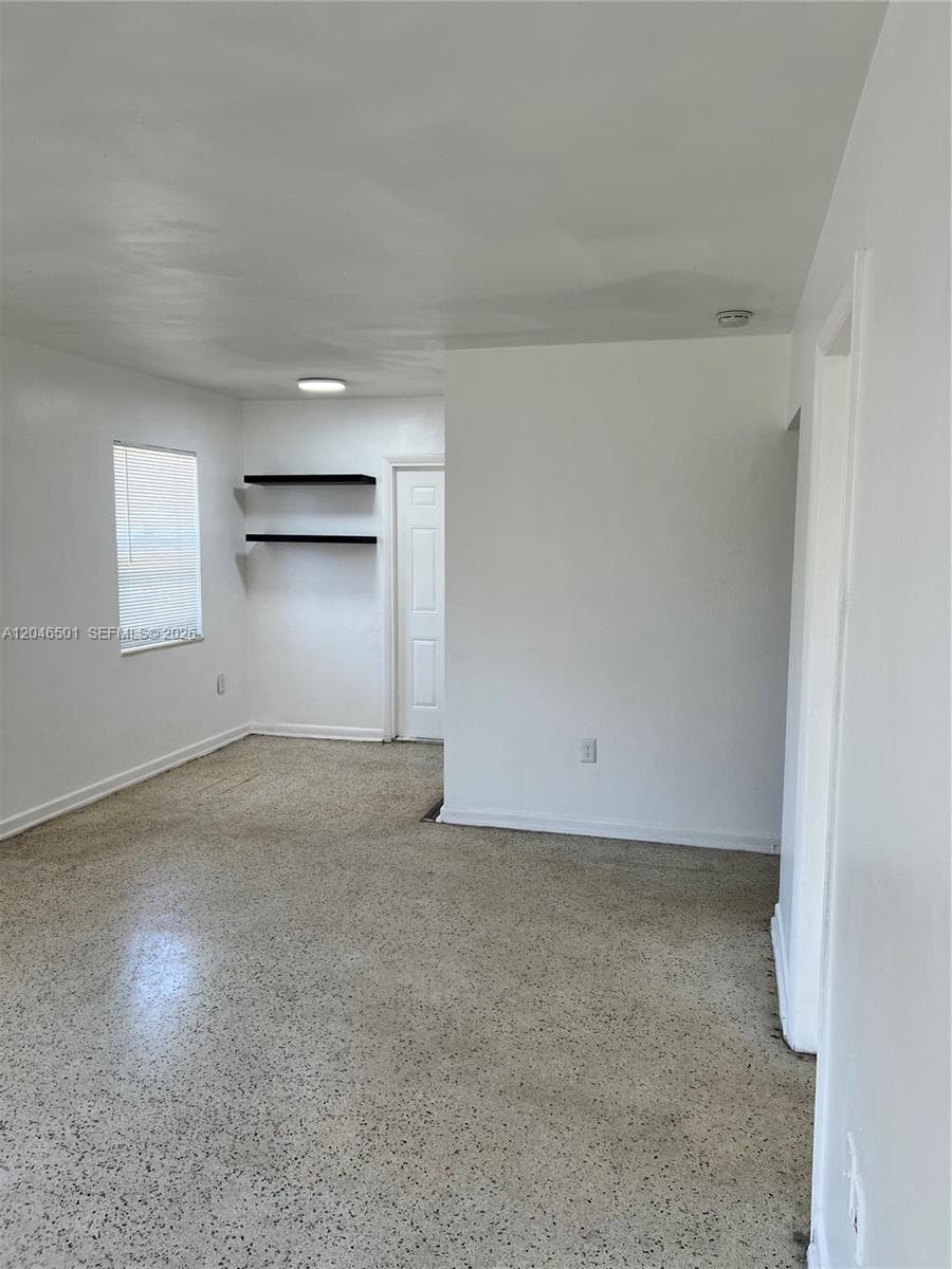 1946 NE 167th St # 1, North Miami Beach, FL 33162 photo 3