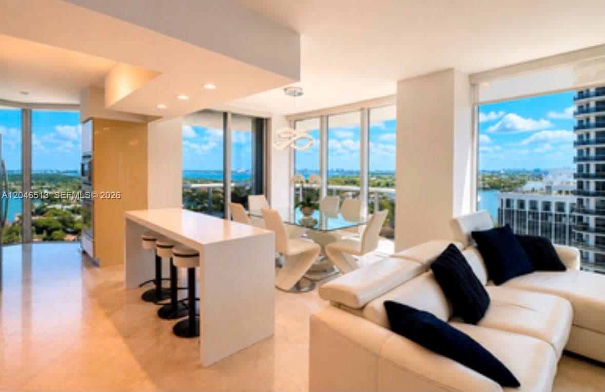 4775 Collins Ave # 2407, Miami Beach, FL 33140 photo 2