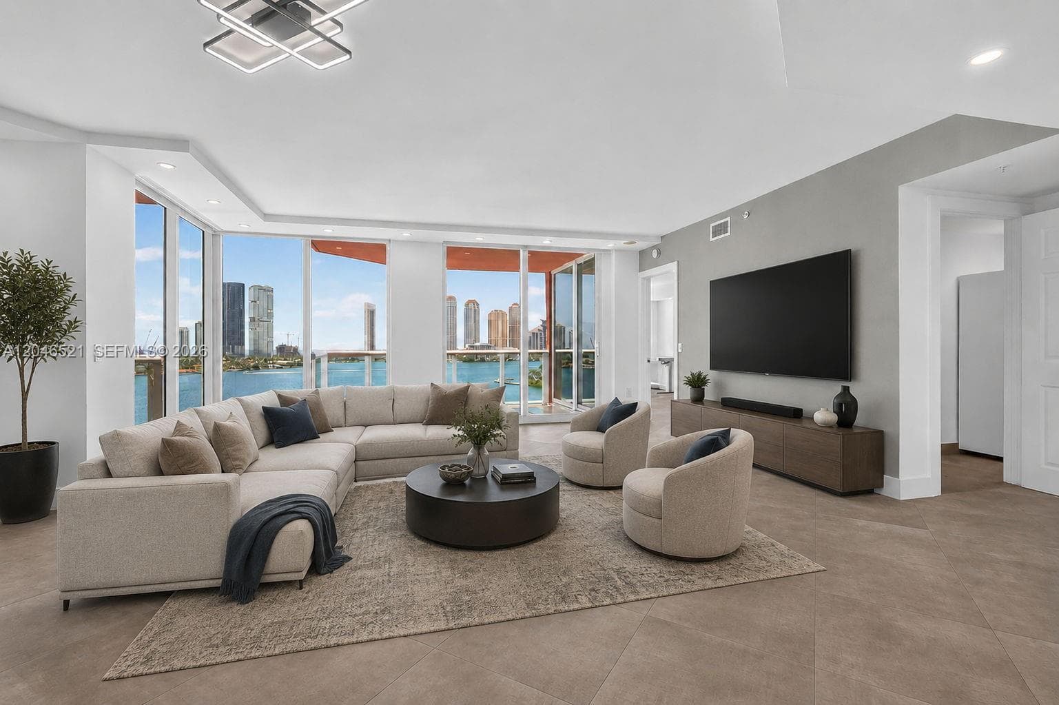 3370 Hidden Bay Dr # 1212, Aventura, FL 33180