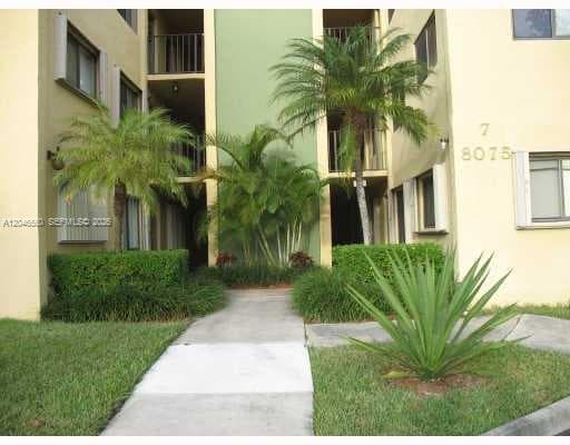 8075 SW 107th Ave # 305, Miami, FL 33173 photo 2