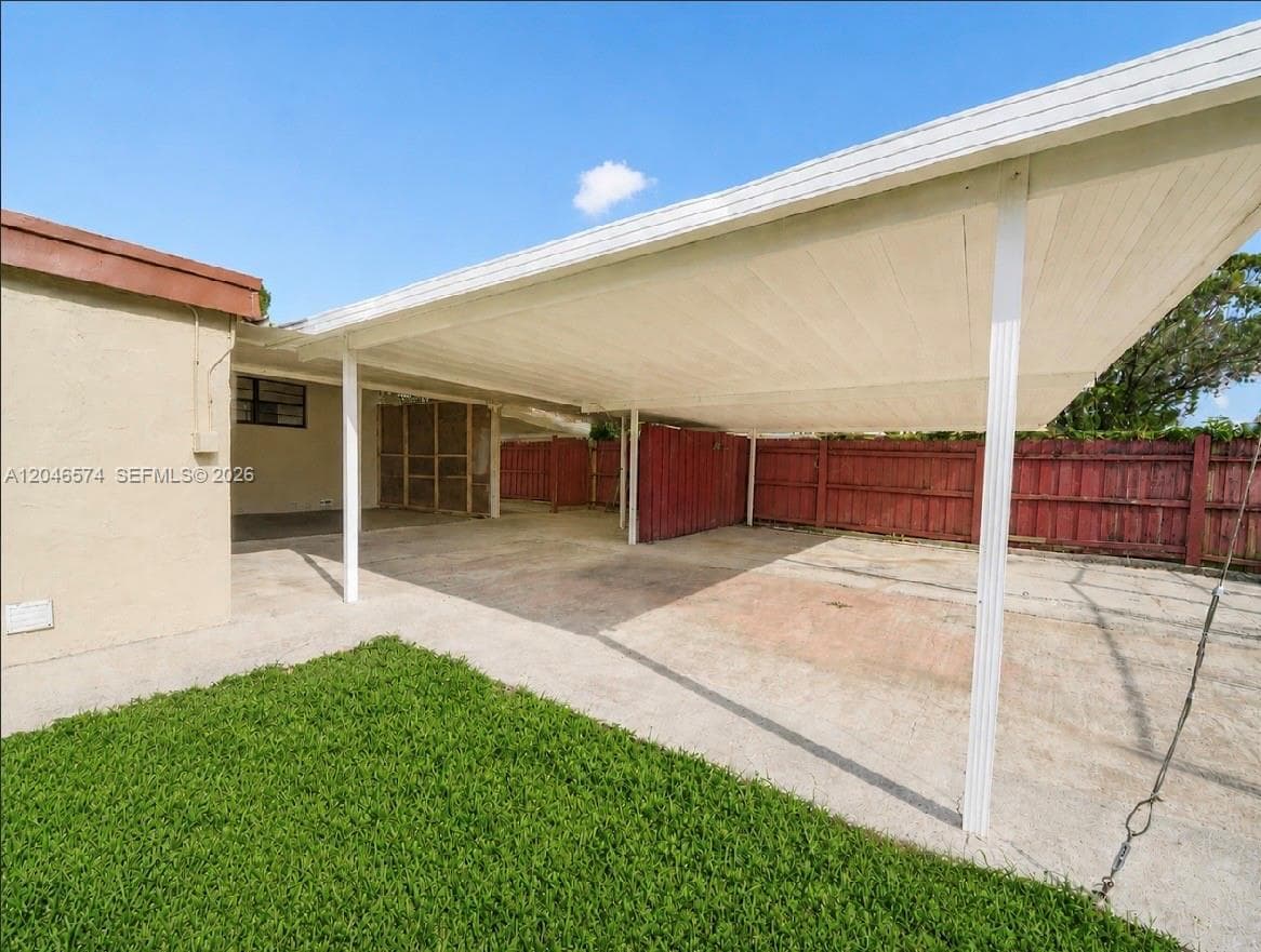 620 NW 182nd Ter, Miami Gardens, FL 33169 photo 2