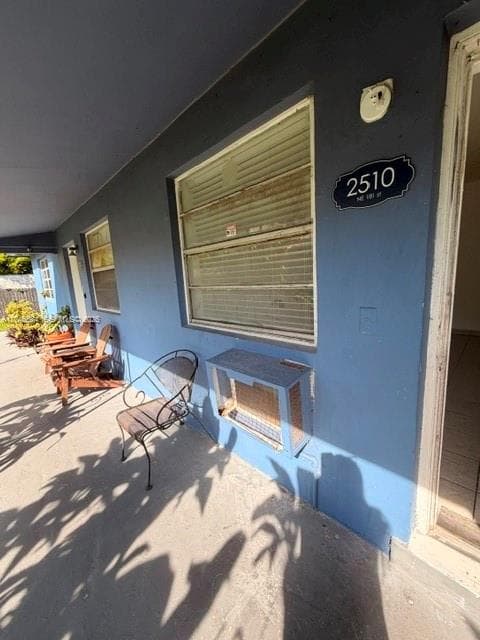 2510 NE 181st St # 1, North Miami Beach, FL 33160