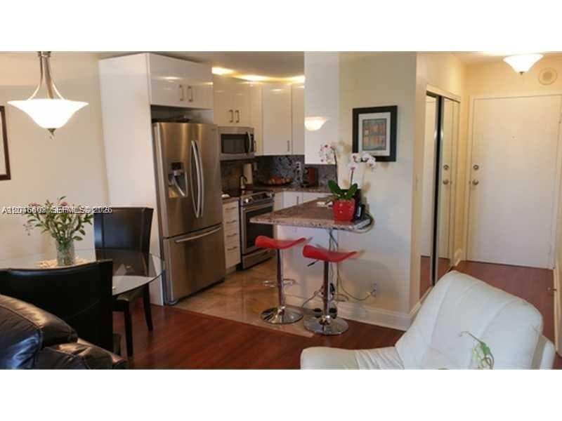 900 NE 18th Ave # 505, Fort Lauderdale, FL 33304 photo 2