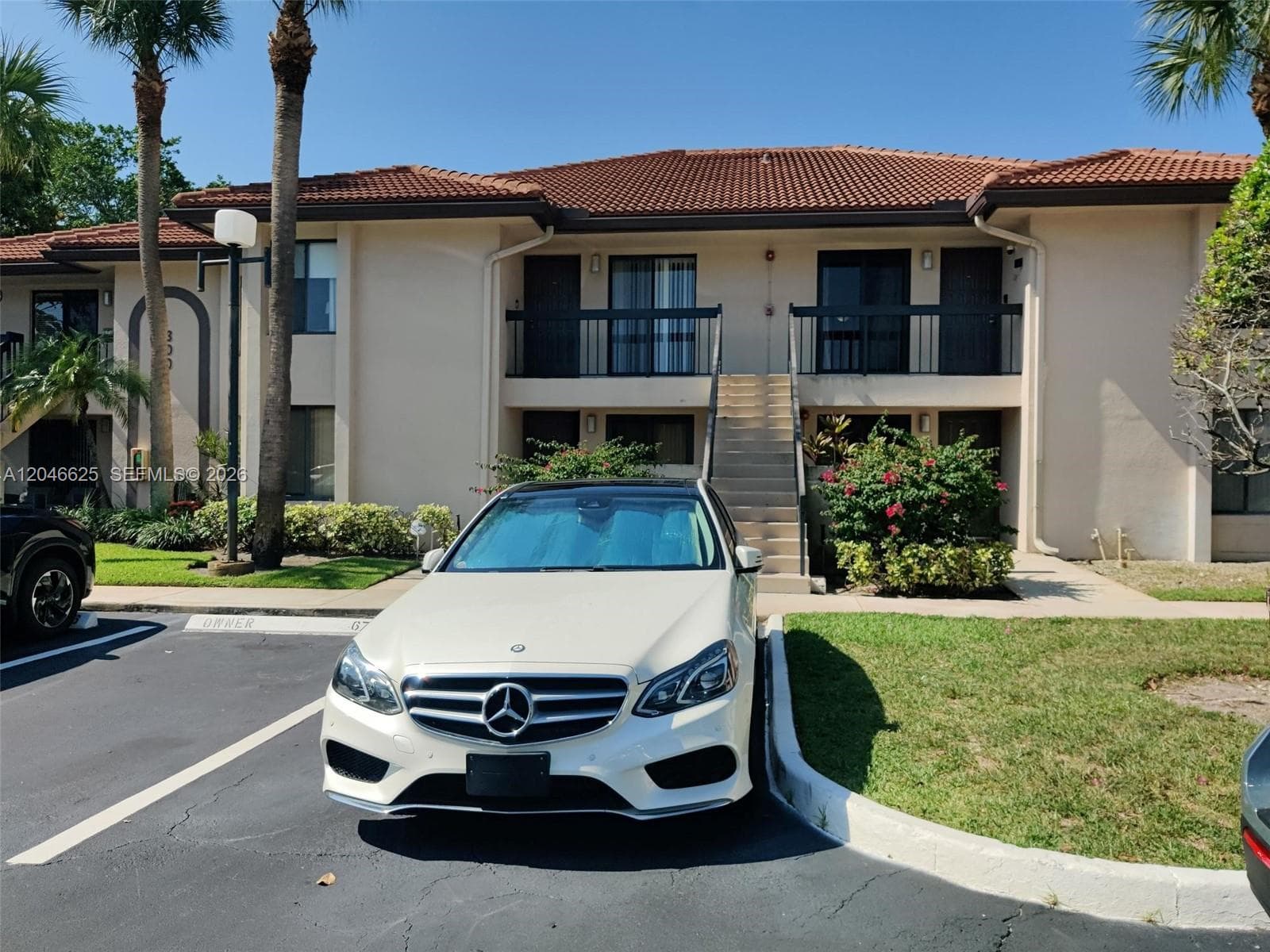 300 E Club Cir # 108, Boca Raton, FL 33487 photo 3