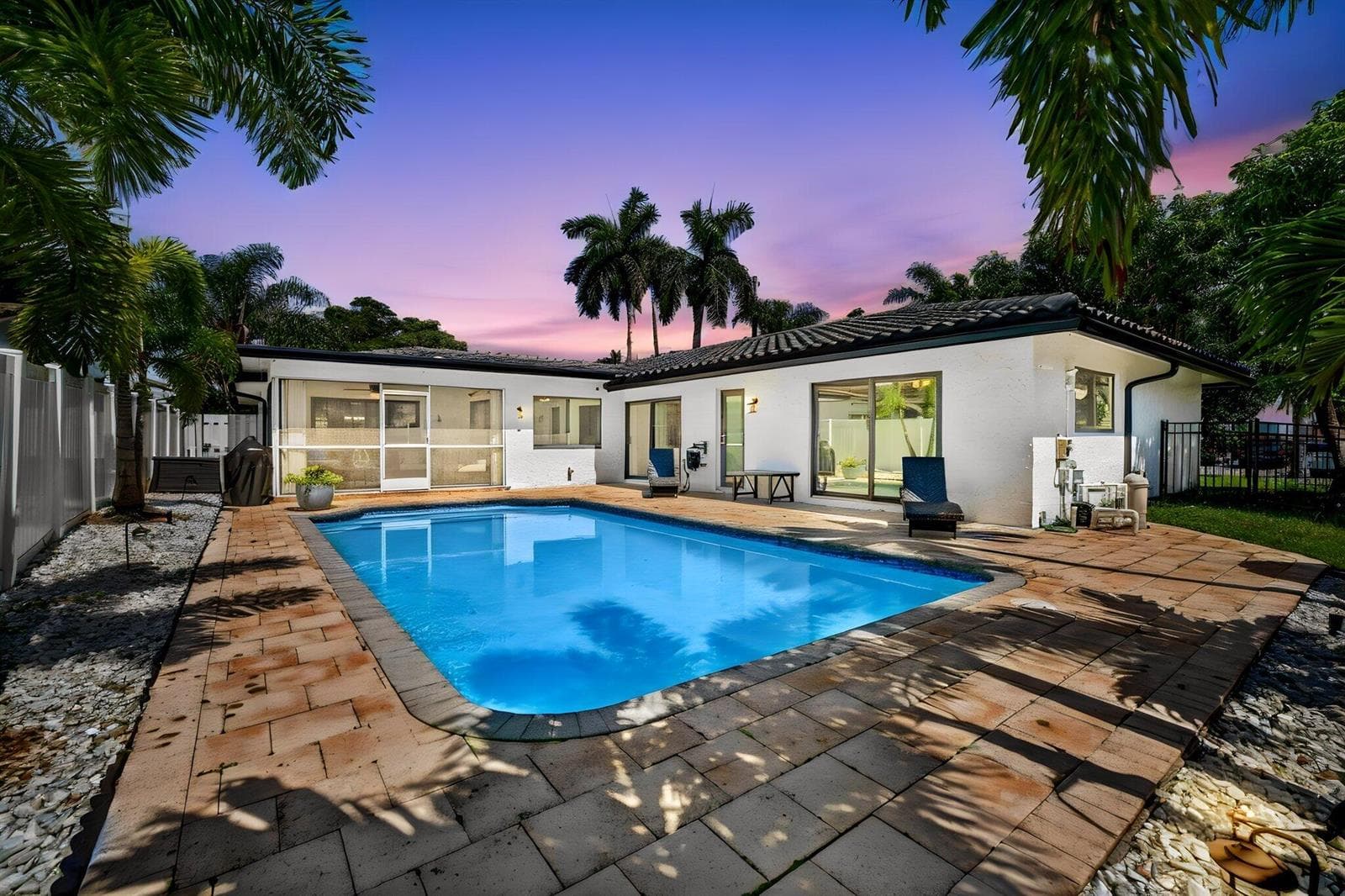 5570 NE 26th Avenue, Fort Lauderdale, FL 33308
