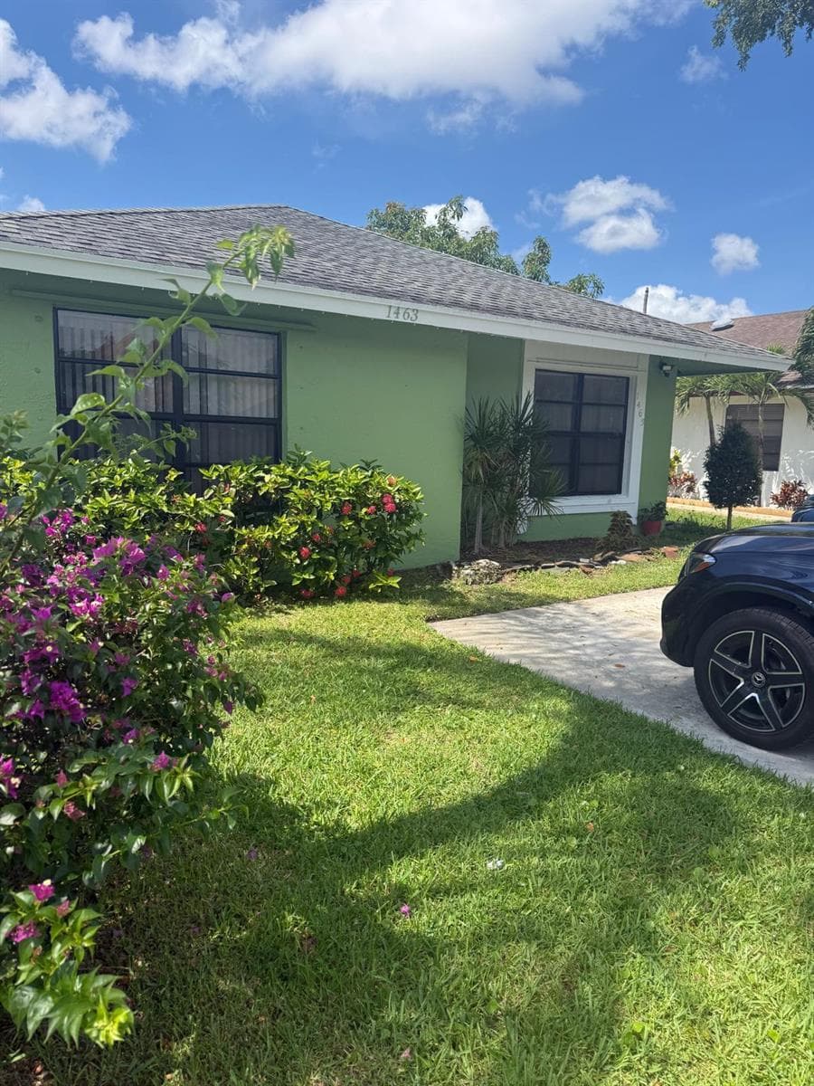 1463 Summit Run Circle, West Palm Beach, FL 33415 photo 2