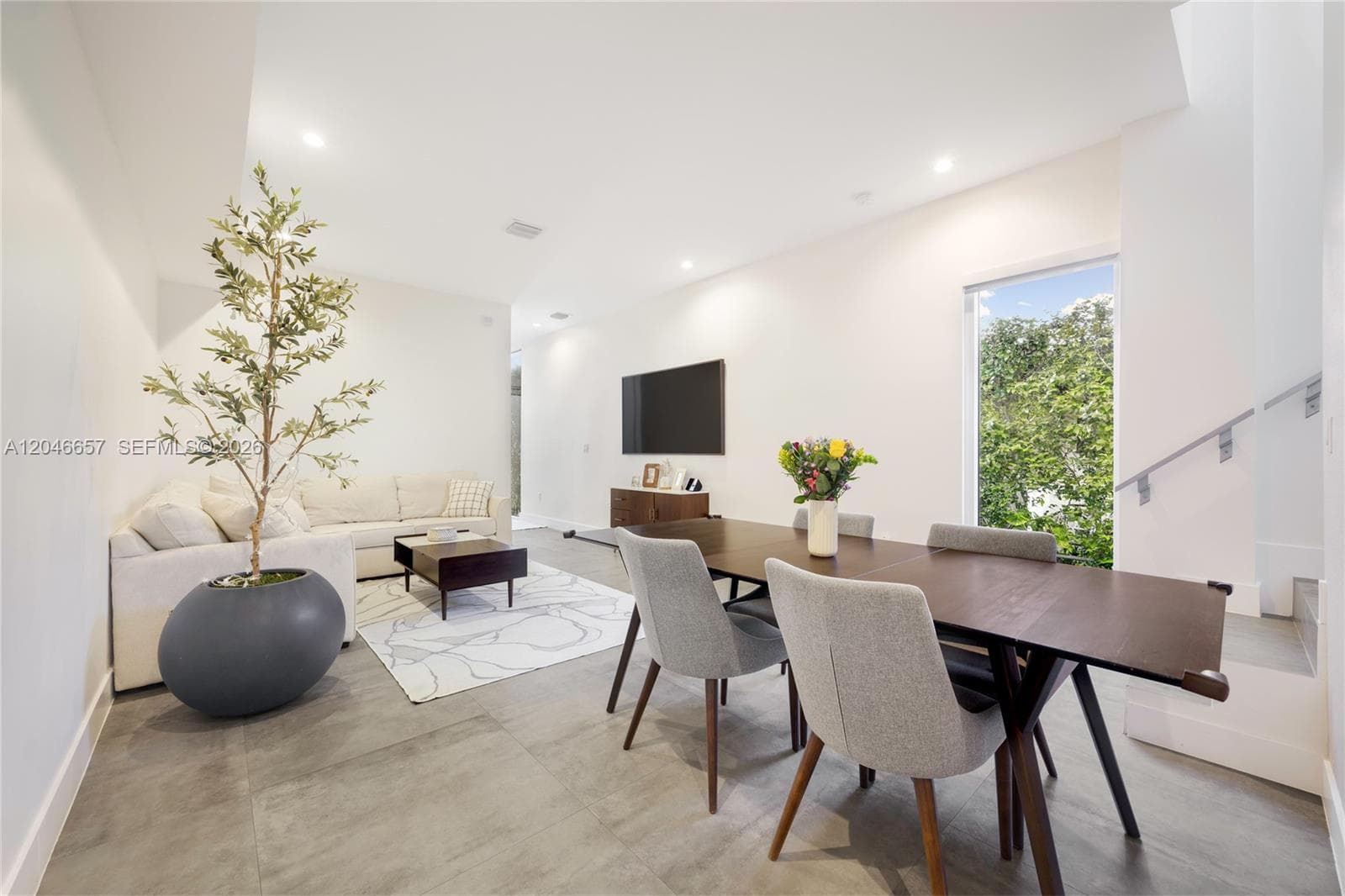 3655 SW 25th St # 3655, Miami, FL 33133 photo 4
