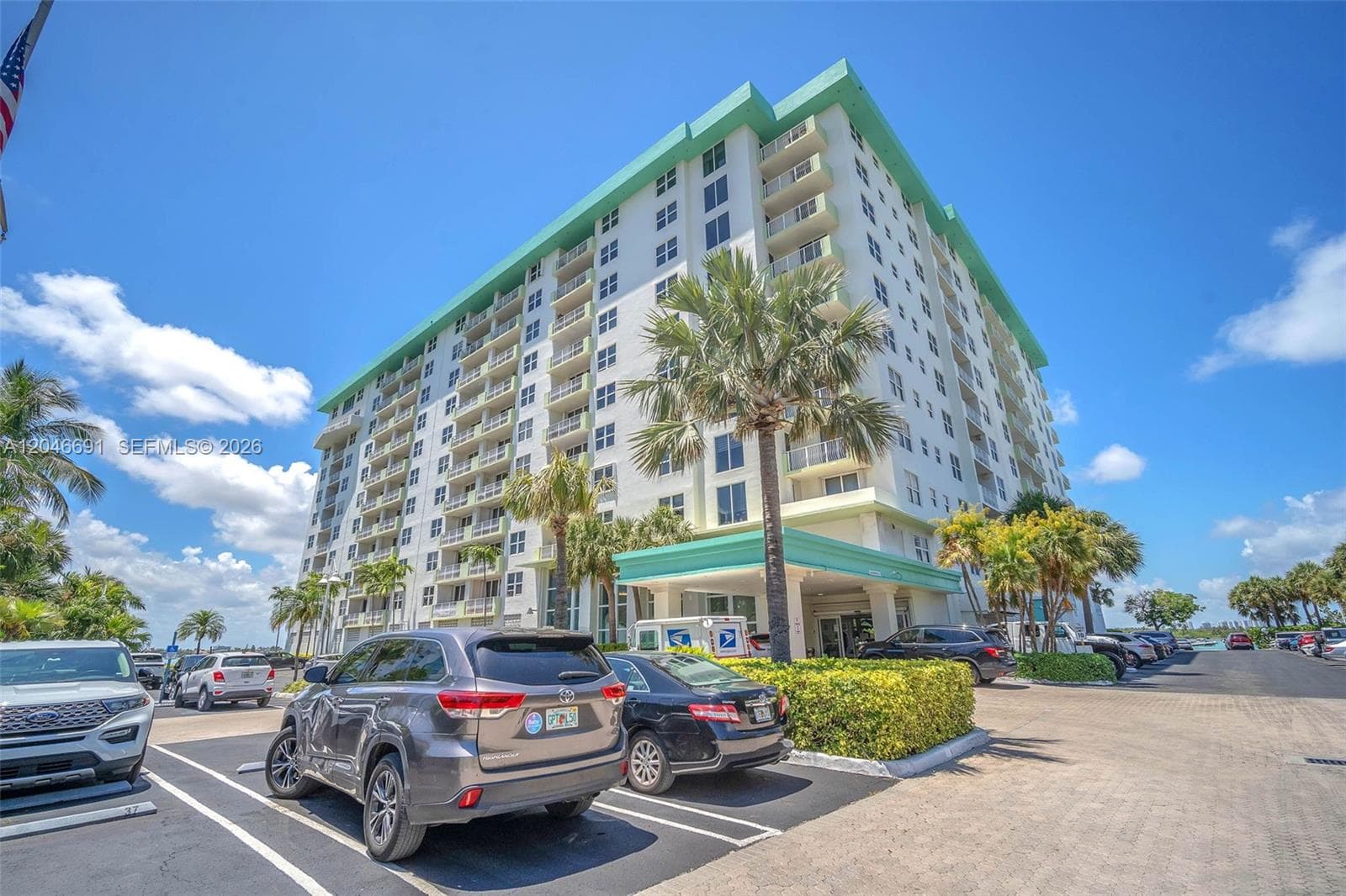 10350 W Bay Harbor Dr # 8F, Bay Harbor Islands, FL 33154 photo 2