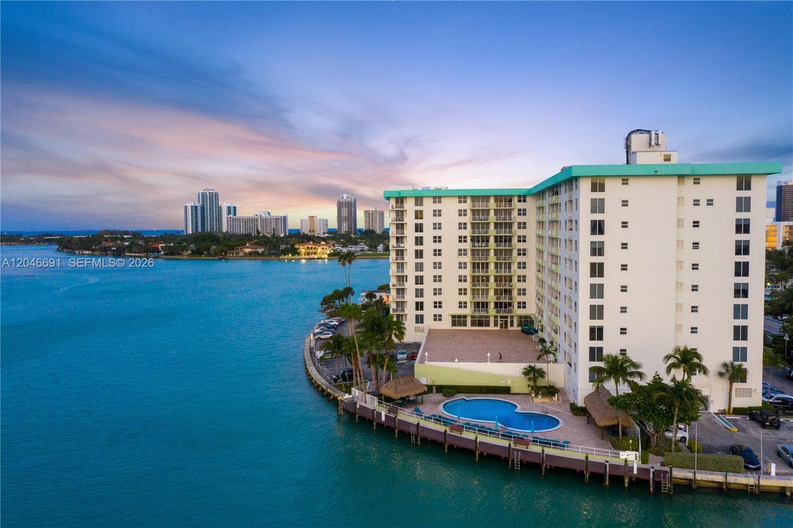 10350 W Bay Harbor Dr # 8F, Bay Harbor Islands, FL 33154